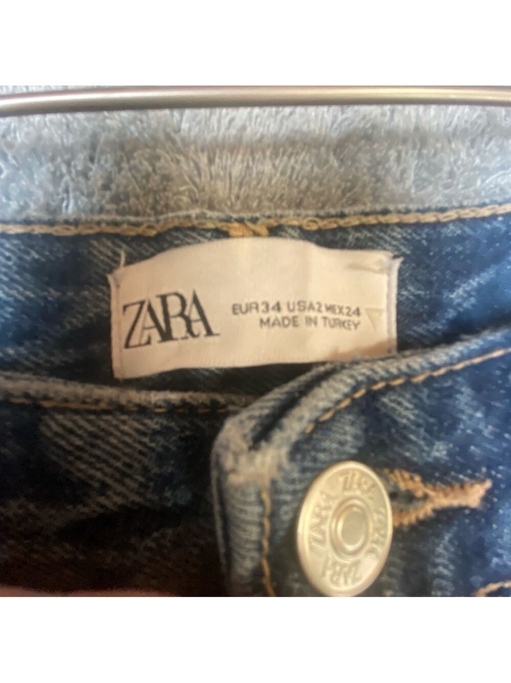 Zara High Waist Wide Leg Size 2 Leg 33 Inseam (Long) Medium Wash Faded Jeans - Picture 3 of 10